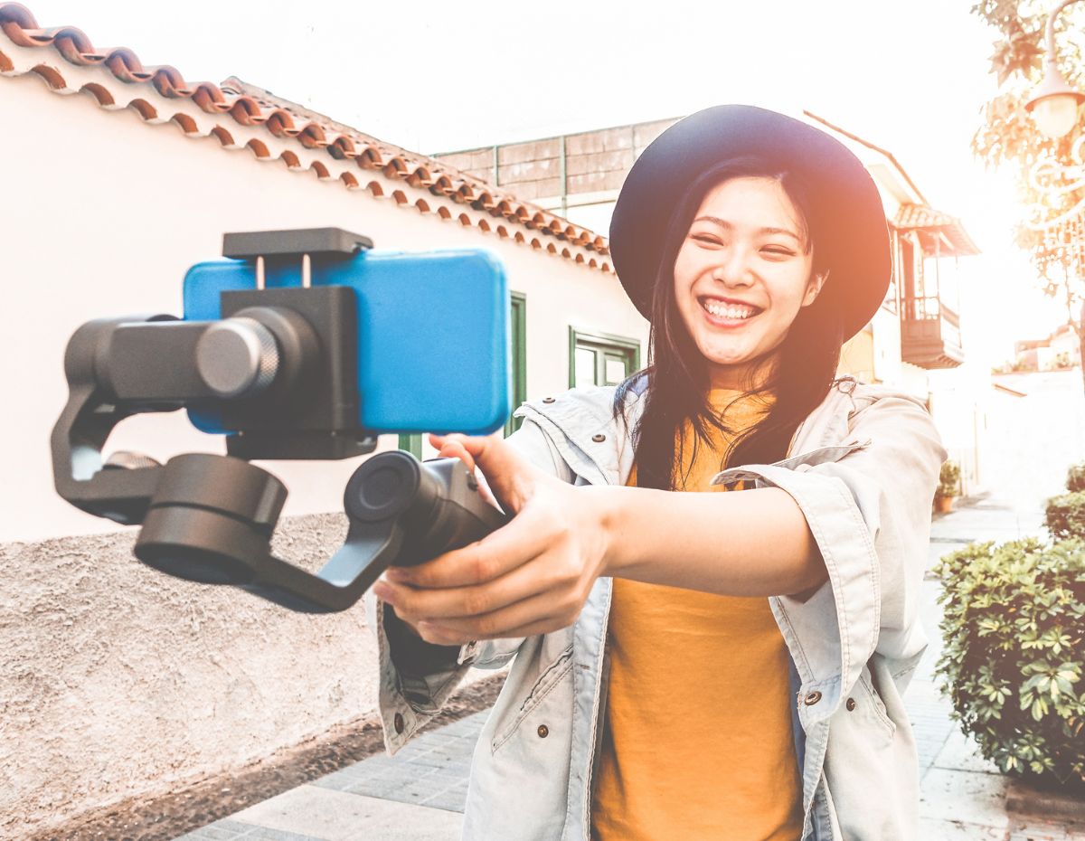 How To Vlog: All You Need To Know To Start Vlogging In 2023